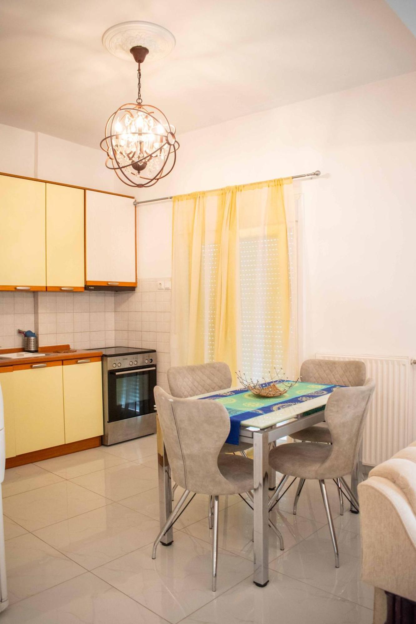 C.16 The Nest #colony Heart Thessaloniki