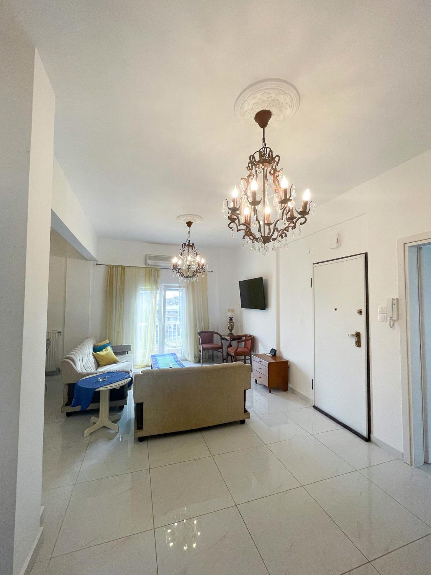 C.16 The Nest #colony Heart Thessaloniki