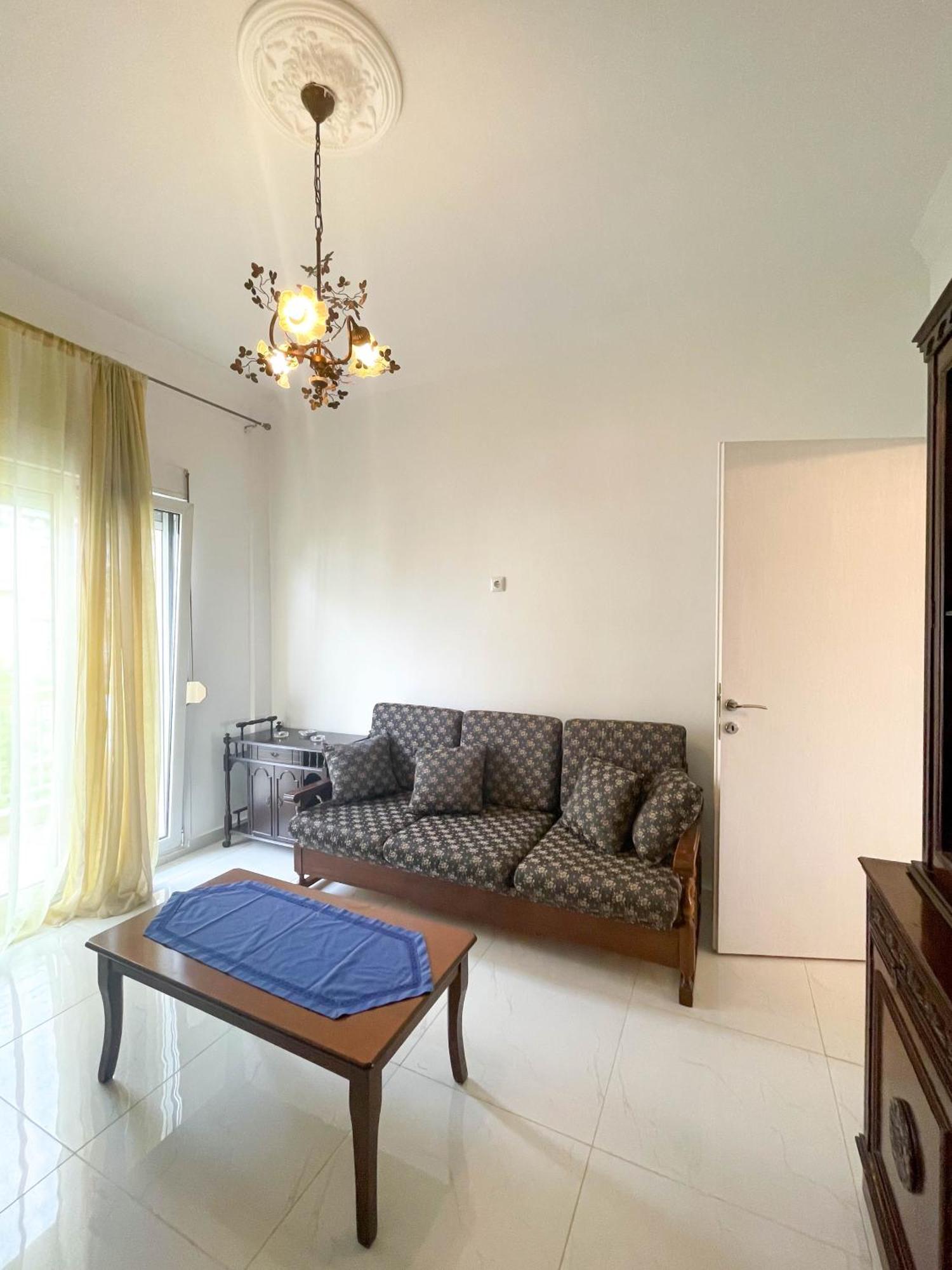 C.16 The Nest #colony Heart Thessaloniki